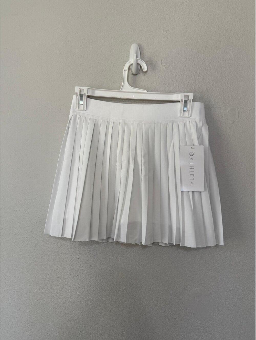 Athleta match point pleated skort size small in white $79 retail NWT
